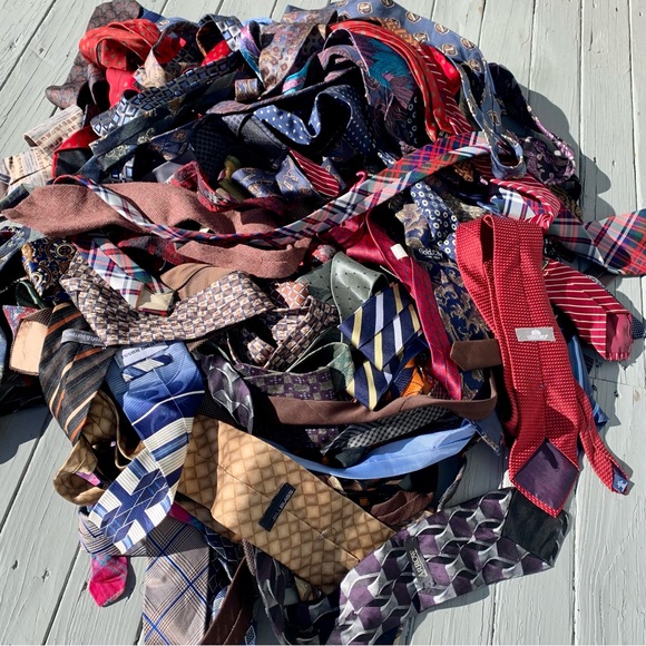 Vintage Tie Lot - Random Assorted Ties - 10 Ties for $15 - Picture 7 of 8